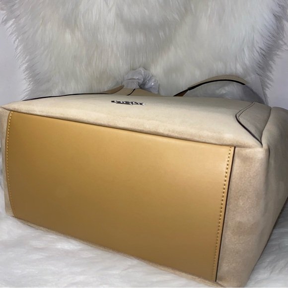 Coach 🤍 suede Tote bag New - Picture 8 of 11